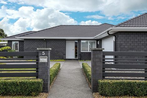 Photo of property in 3 Keene Drive, Bell Block, New Plymouth, 4312