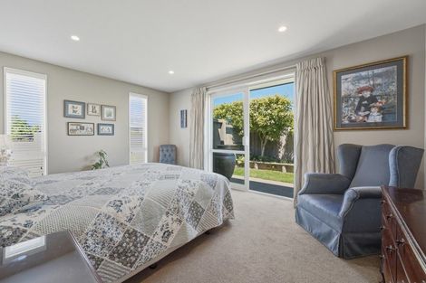 Photo of property in 28 Chesterfield Place, Rangiora, 7400