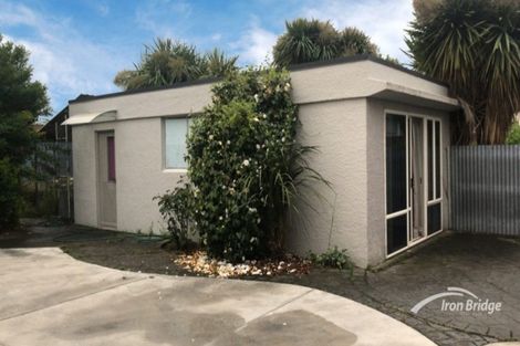 Photo of property in 74 Springs Road, Hornby, Christchurch, 8042