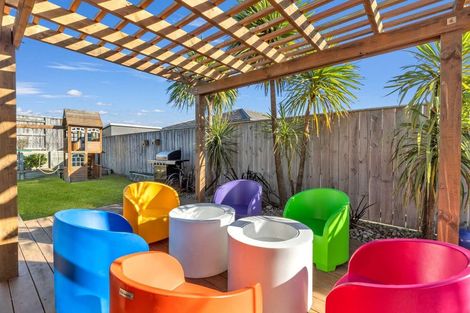 Photo of property in 17 Story Street, Foxton Beach, Foxton, 4815