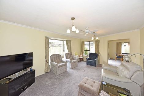 Photo of property in 52 Kintyre Drive, Broomfield, Christchurch, 8042