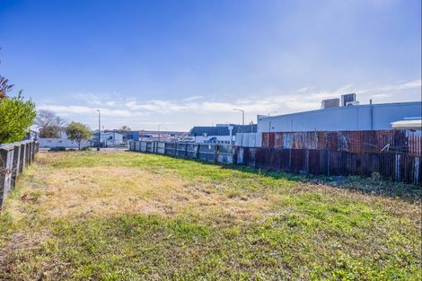 Photo of property in 102 Grafton Street, Waltham, Christchurch, 8011