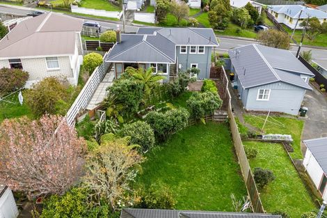 Photo of property in 64 Mark Avenue, Paparangi, Wellington, 6037