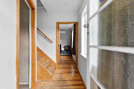 Photo of property in 4 Renfrew Place, Highbury, Palmerston North, 4412