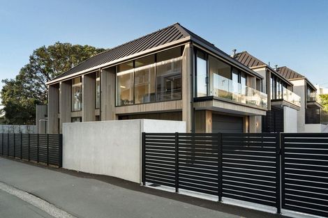 Photo of property in 30b Pitau Road, Mount Maunganui, 3116