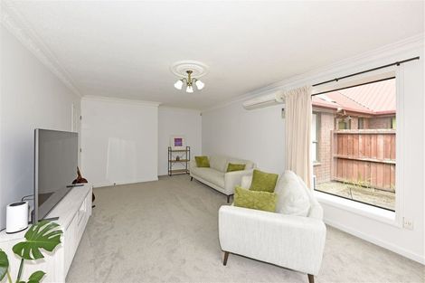 Photo of property in 3/18 Division Street, Riccarton, Christchurch, 8041