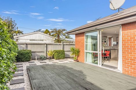 Photo of property in 1/98 Derby Street, Westport, 7825