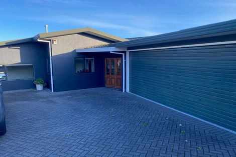 Photo of property in 73 Harvey Street, Waipahihi, Taupo, 3330