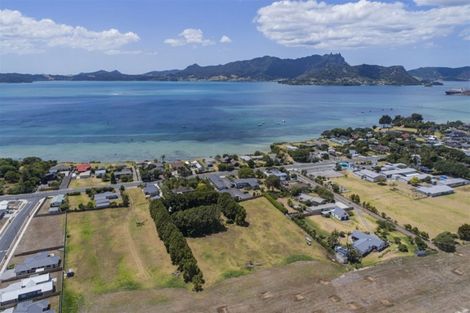 Photo of property in 127 One Tree Point Road, One Tree Point, 0118