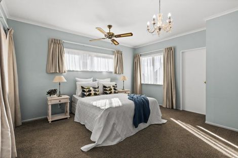 Photo of property in 1 Te Puna Place, Havelock North, 4130