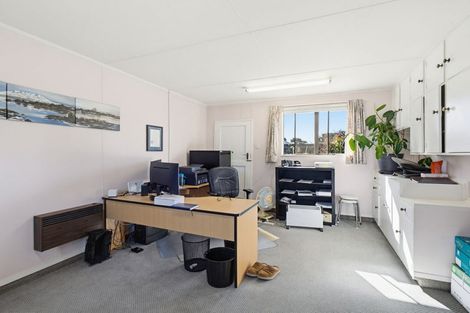 Photo of property in 4 Dove Place, Westbrook, Palmerston North, 4412