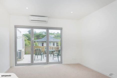 Photo of property in 32u8 Dr Taylor Terrace, Johnsonville, Wellington, 6037