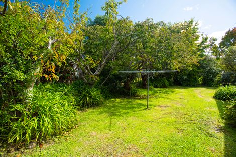 Photo of property in 27 Waingake Road, Manutuke, 4072