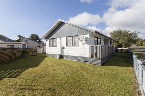 Photo of property in 100a Hilton Drive, Whangamata, 3620