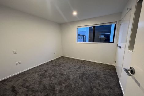 Photo of property in 4/19 Karamu Street, Te Atatu Peninsula, Auckland, 0610