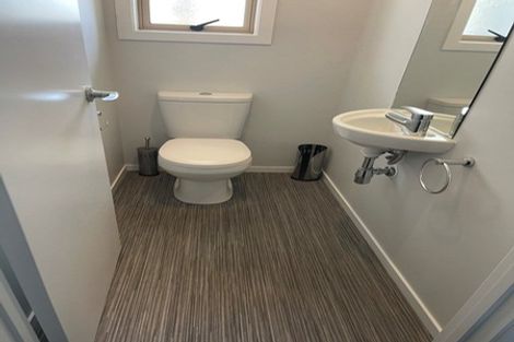 Photo of property in 52u4 Cook Street, Hamilton East, Hamilton, 3216