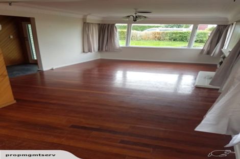 Photo of property in 15 Sherwood Avenue, Te Atatu South, Auckland, 0610