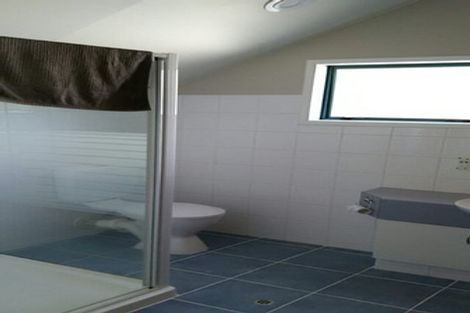 Photo of property in 2/485 Don Buck Road, Massey, Auckland, 0614