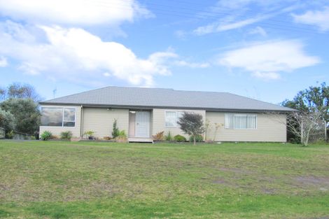 Photo of property in 100 Leighton Road, Whangamata, 3620