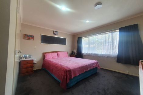 Photo of property in 28 Takanini School Road, Takanini, 2112