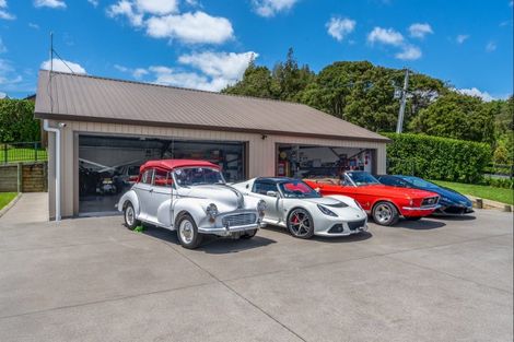 Photo of property in 17 Pearson Road, Whitford, 2571