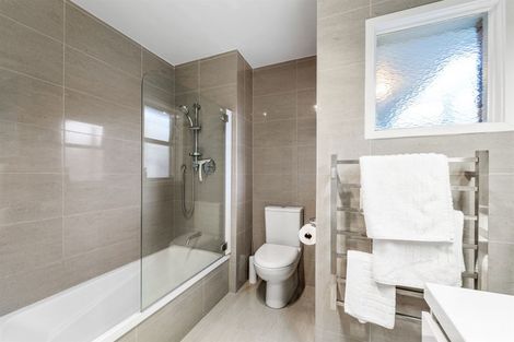 Photo of property in 3/3 Marsh Avenue, Forrest Hill, Auckland, 0620