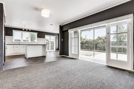 Photo of property in 94 Shakespeare Street, Leamington, Cambridge, 3432