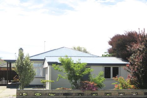 Photo of property in 15 Daniels Road, Redwood, Christchurch, 8051