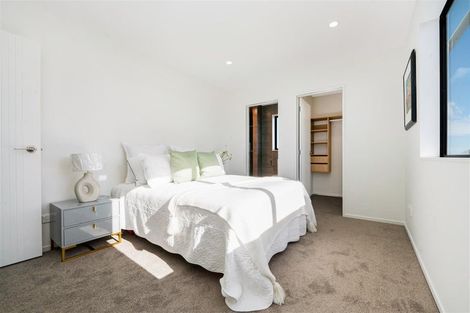 Photo of property in 9 Woven Place, Karaka, Papakura, 2113