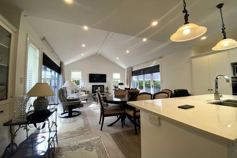 Photo of property in 3 Ranmore Lane, Havelock North, 4130