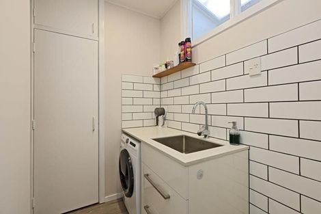 Photo of property in 78 Avondale Road, Taradale, Napier, 4112