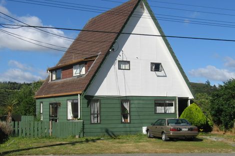 Photo of property in 74f1- Gillespies Road, Birchville, Upper Hutt, 5018