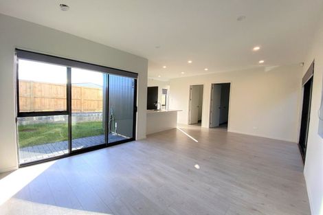 Photo of property in 7/39 Renata Crescent, Te Atatu Peninsula, Auckland, 0610
