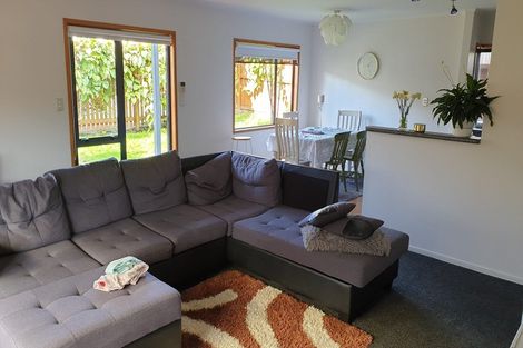 Photo of property in 274 Rangatira Road, Beach Haven, Auckland, 0626