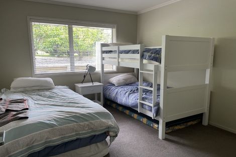 Photo of property in 16 Forest Heights, Wanaka, 9305