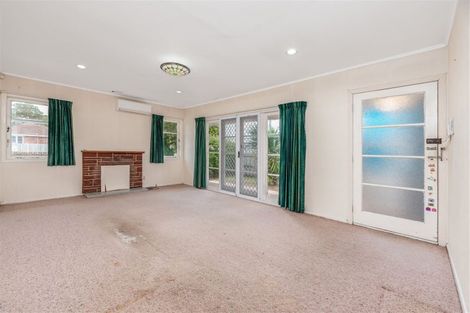 Photo of property in 40 Edwards Avenue, Henderson, Auckland, 0610