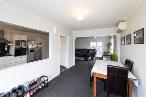 Photo of property in 43 Bill Hercock Street, Pirimai, Napier, 4112