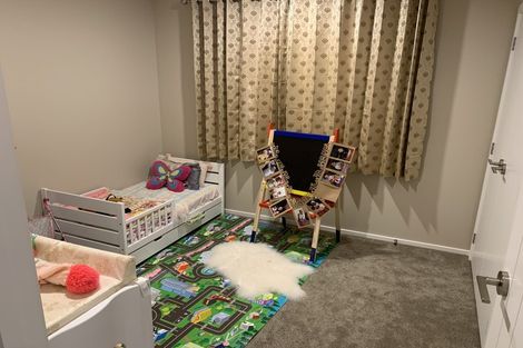 Photo of property in 14 Ivy Lane, Kelvin Grove, Palmerston North, 4414