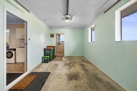 Photo of property in 1d Rossiter Crescent, Lynmouth, New Plymouth, 4310