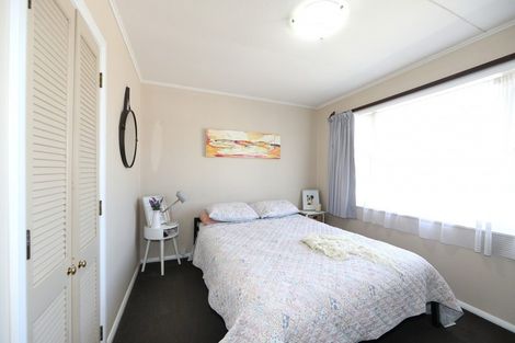 Photo of property in 73 Middle Road, Havelock North, 4130