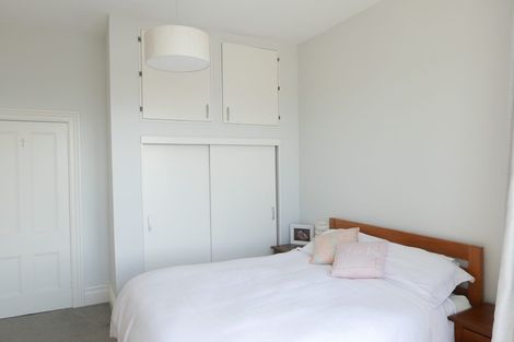 Photo of property in 22 Sugarloaf Road, Brooklyn, Wellington, 6021