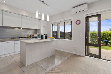 Photo of property in 140 Gills Road, Albany Heights, Auckland, 0632