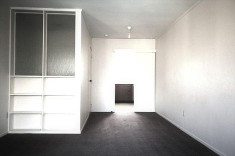 Photo of property in 2/320 Pakuranga Road, Pakuranga Heights, Auckland, 2010