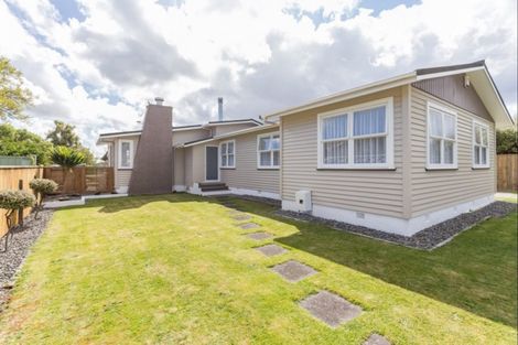 Photo of property in 17 Parsons Avenue, Levin, 5510