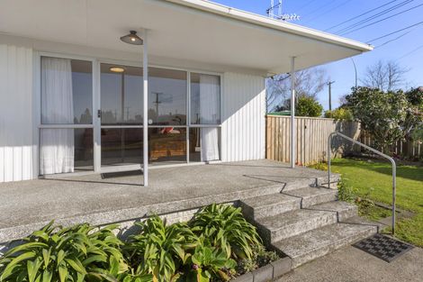 Photo of property in 25 Maple Avenue, Dinsdale, Hamilton, 3200