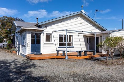 Photo of property in 27 Burns Street, Dannevirke, 4930