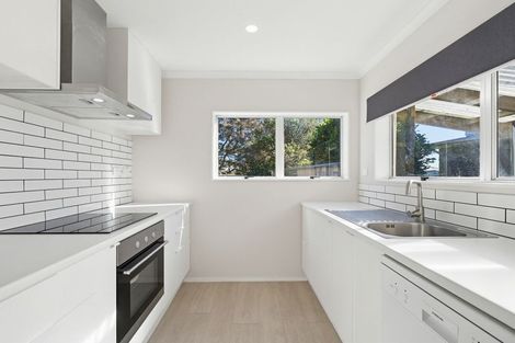Photo of property in 8 Buller Place, Westbrook, Palmerston North, 4412