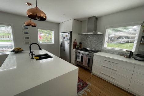 Photo of property in 11a River Road, Te Atatu Peninsula, Auckland, 0610