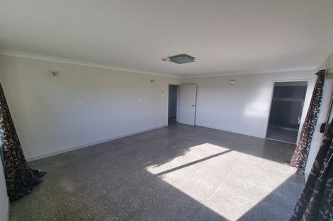 Photo of property in 15 Epic Way, Newlands, Wellington, 6037