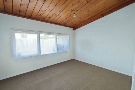 Photo of property in 2/122 Clayton Avenue, Otara, Auckland, 2023